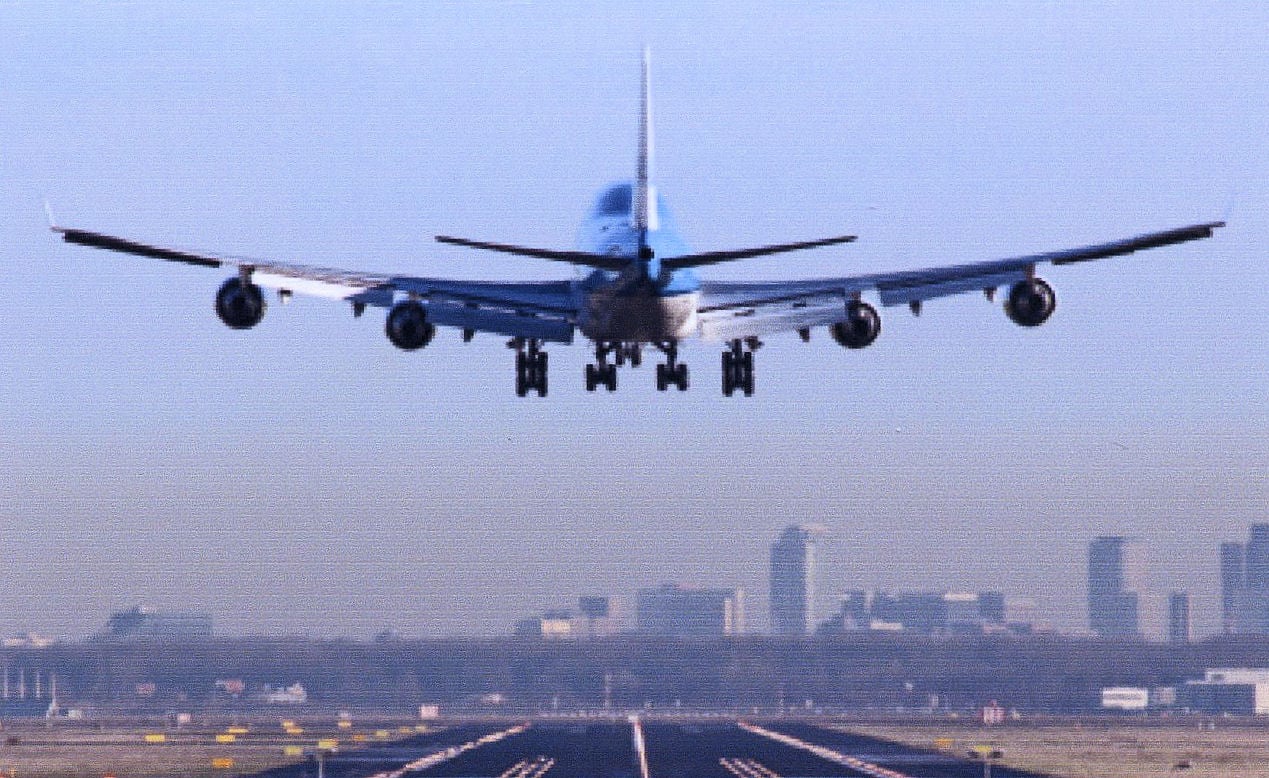 Airport lifeline.jpg